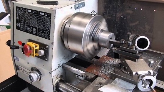 Cắt gọt kim loại là gì? Dịch vụ cắt gọt kim loại CNC uy tín 2 cat-got-kim-loai-la-gi